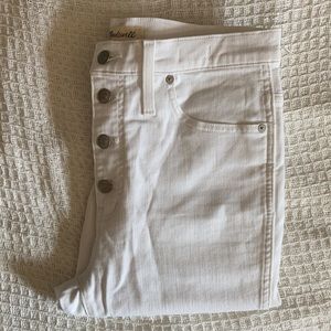 Madewell 10” high-rise skinny crop jeans - white